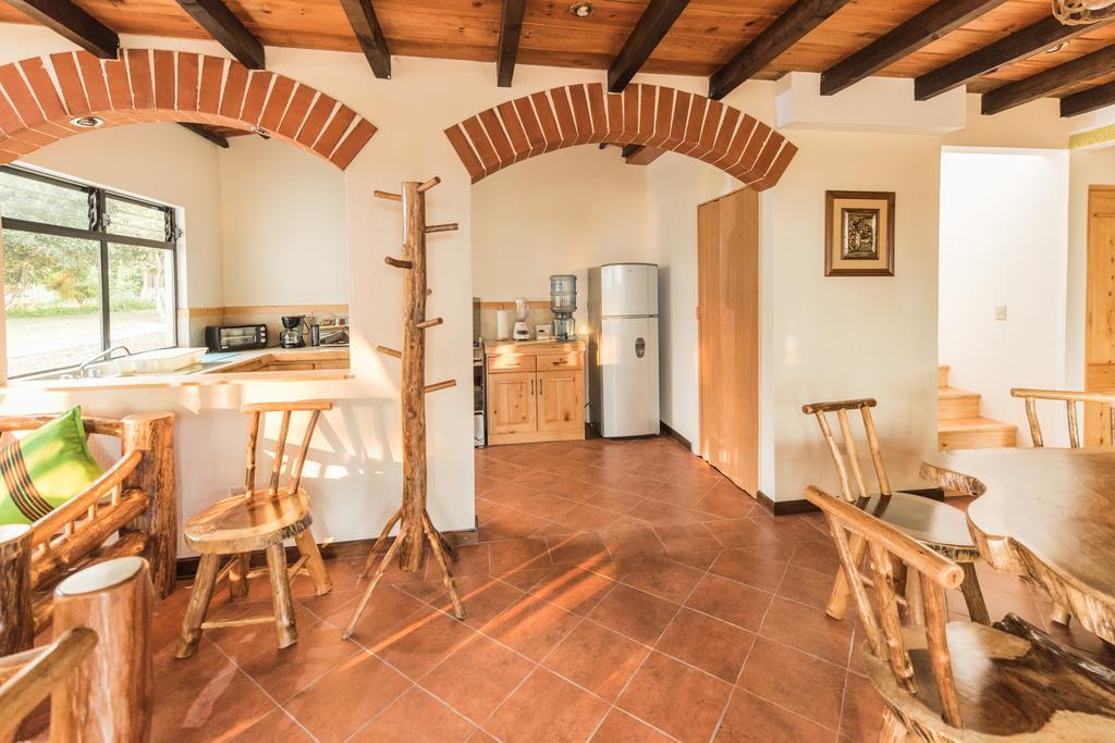 Villas Jucanya Super Higienizadas Panajachel Chambre photo