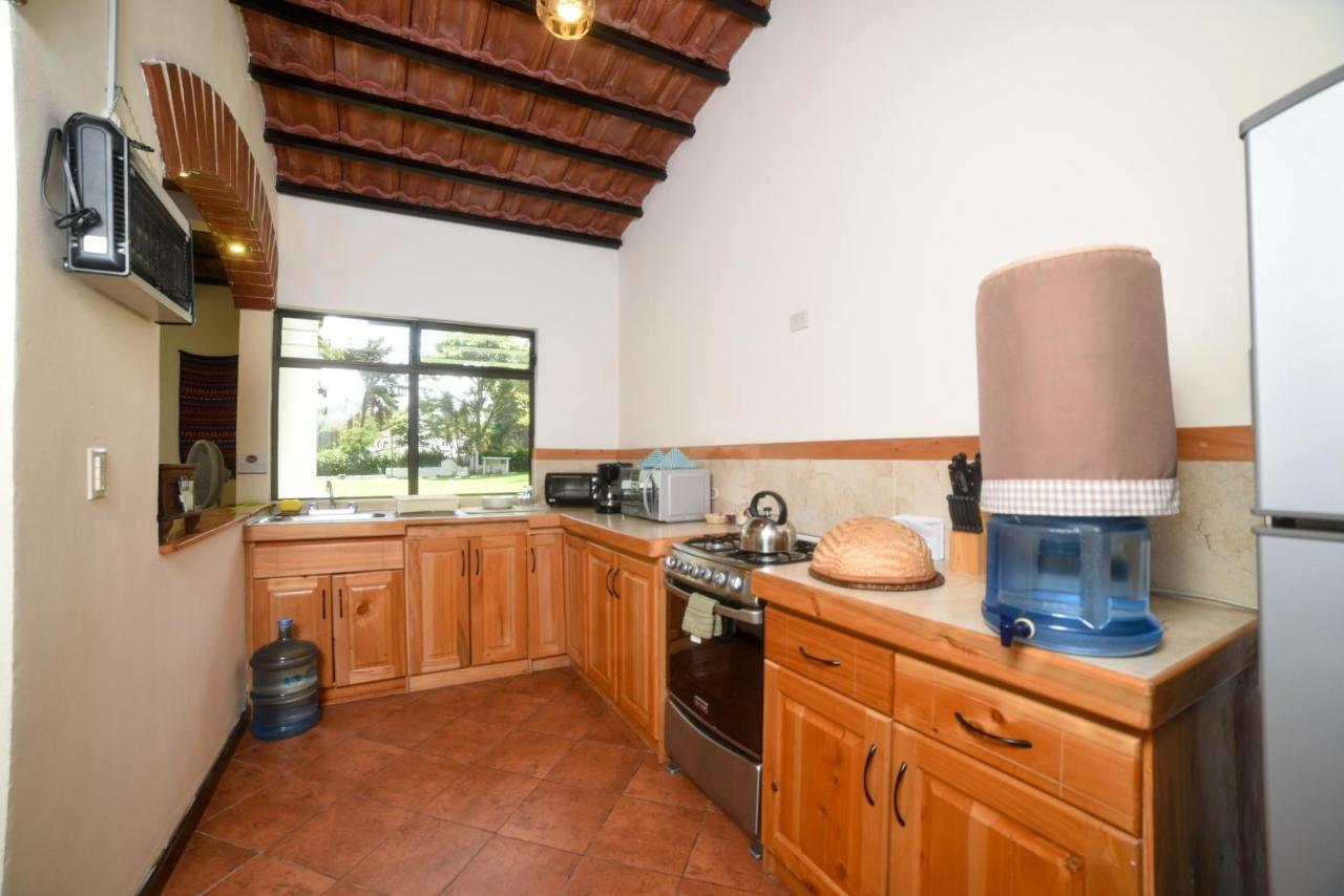 Villas Jucanya Super Higienizadas Panajachel Extérieur photo