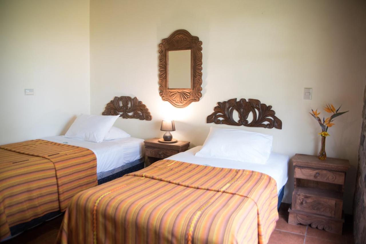 Villas Jucanya Super Higienizadas Panajachel Extérieur photo